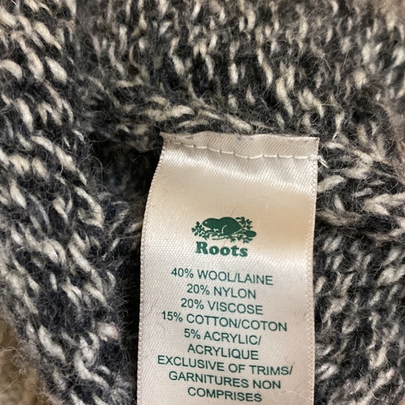 Roots ladies small shawl collar cardigan - Picture 5 of 5